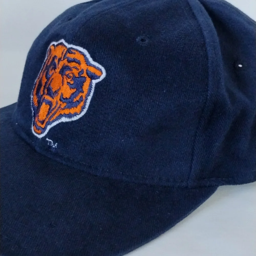 Vintage Chicago Bears NFL Football Sports Team Cap Embroidered Hook & Loop Hat